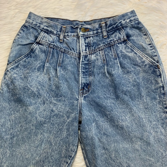 Vintage Denim - Chic vintage high waist acid wash mom jeans 16